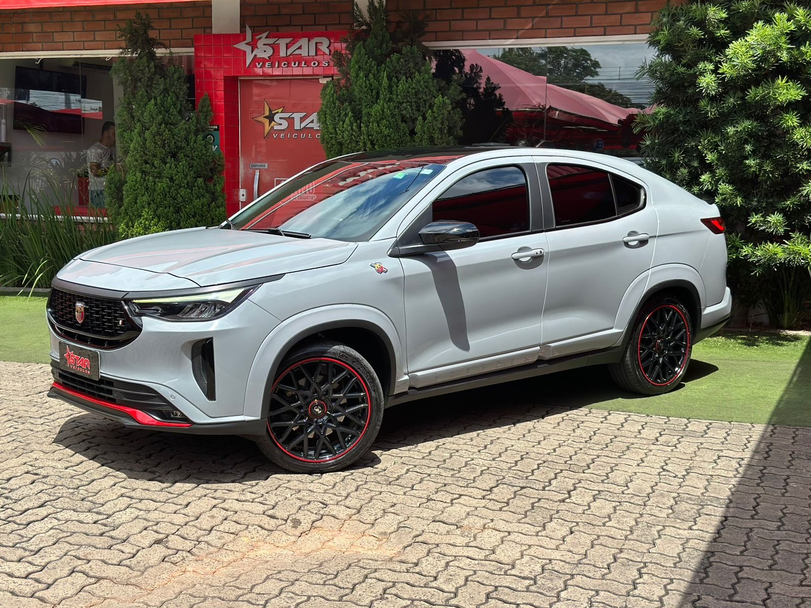 Fiat Fastback ABARTH Turbo Flex 1.3 Aut. na cor Cinza no Canoas / RS - 45845
