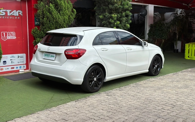 imagem-https://www.socarrao.com.br/sc-vehicle-images-prod/45865/1774371159220-2169cc7f-bdaa-4958-b31a-e654b0201717.jpg