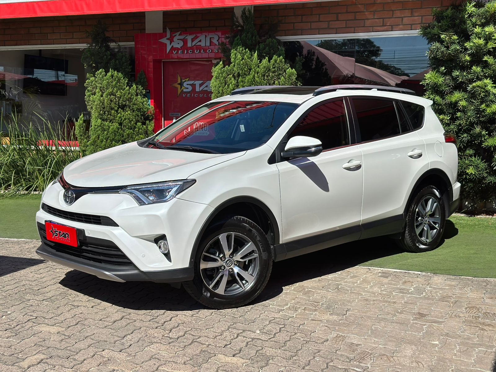 Toyota RAV4 2.0 4x4 16V Aut. na cor Branco no Canoas / RS - 45890