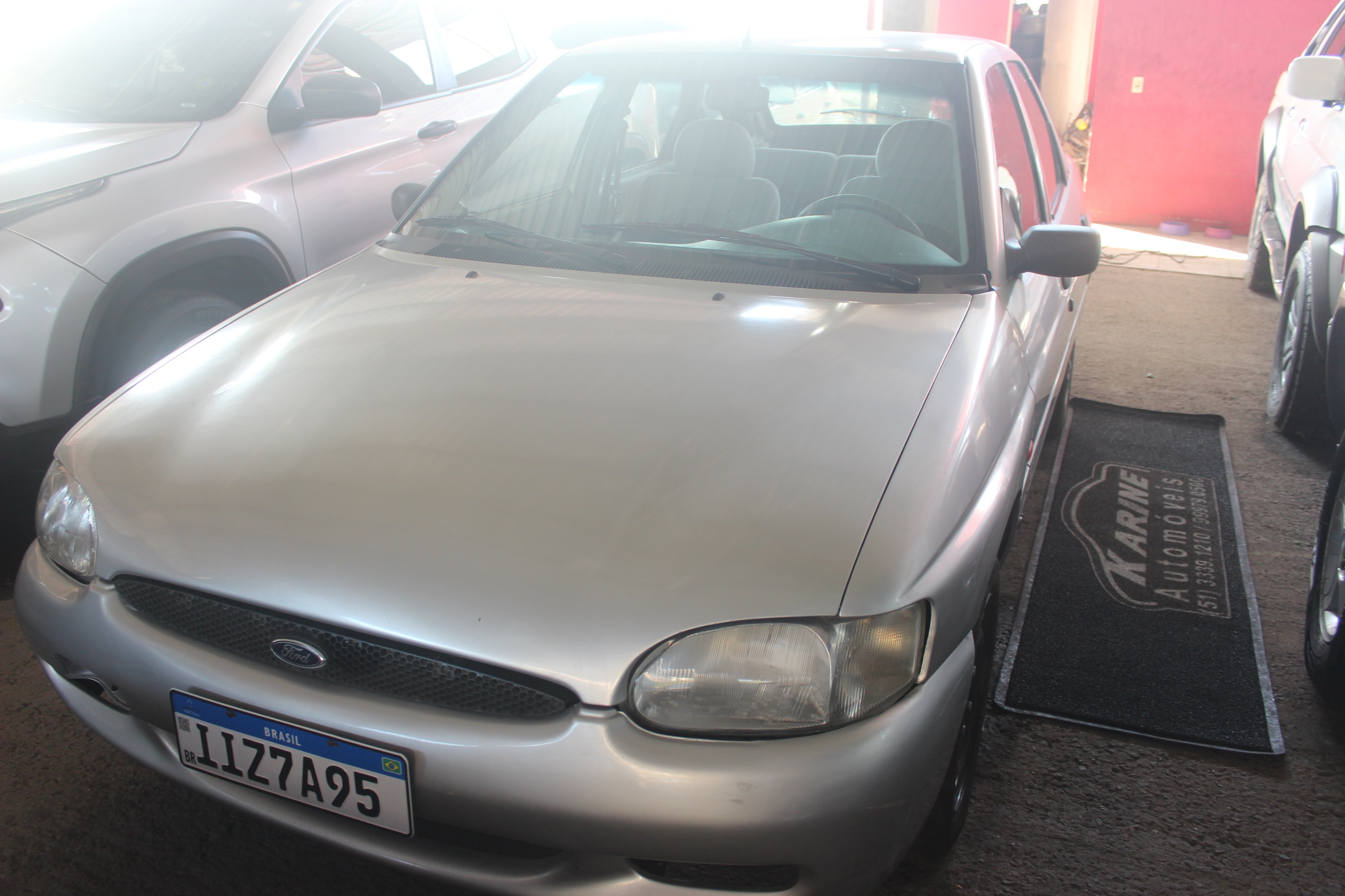 Ford Escort GL 1.8i 16V 4p na cor Cinza no Porto Alegre / RS - 46029