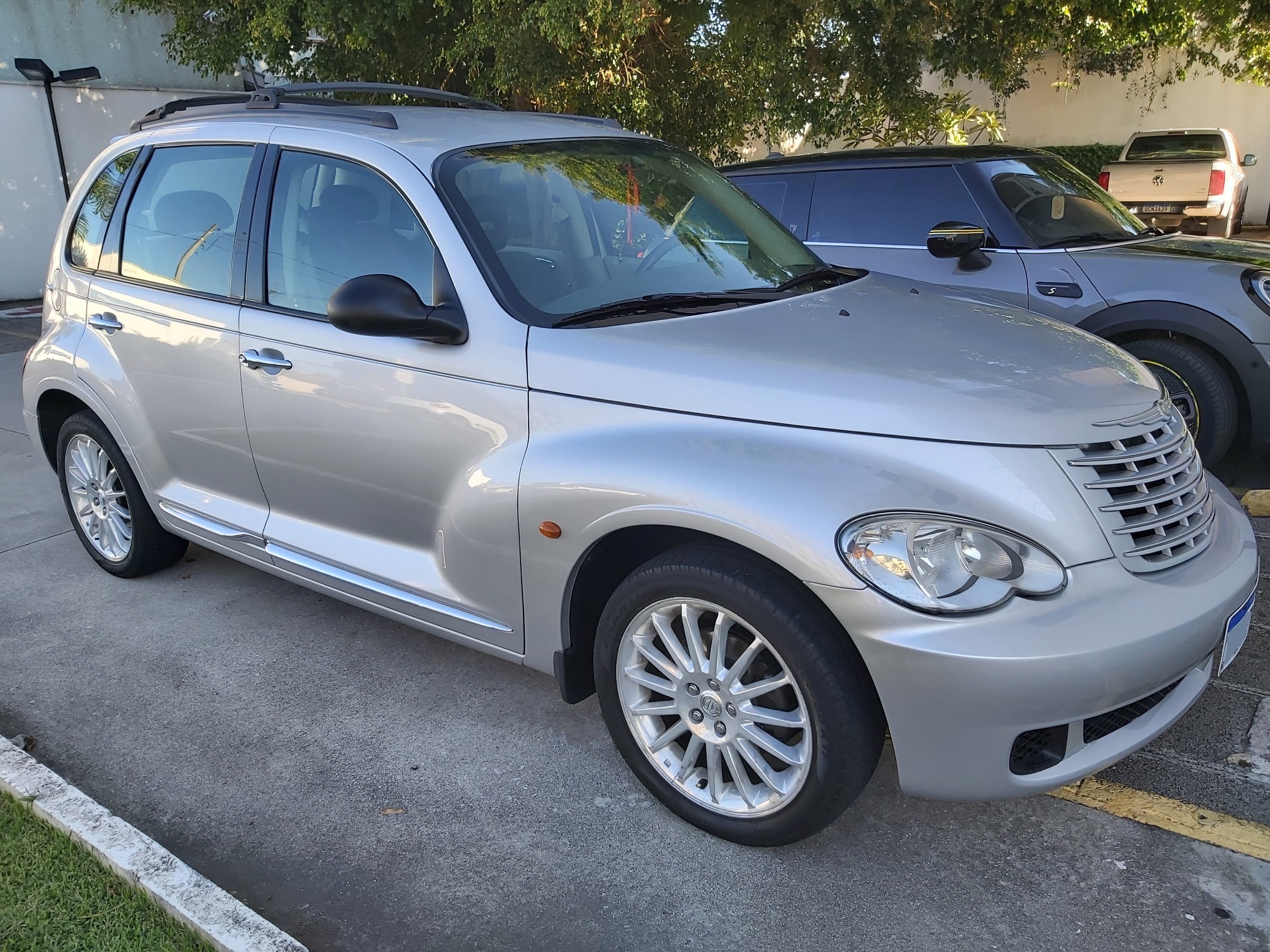 imagem-https://www.socarrao.com.br/sc-vehicle-images-prod/46049/1769988917907-6636679OR_1746461335_43_830.jpg