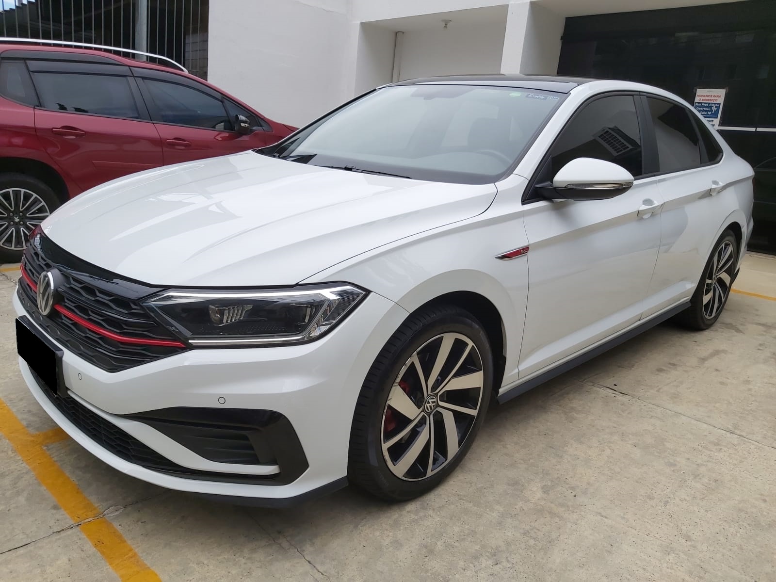 Volkswagen Jetta 2020 Branco — foto 1 de 3