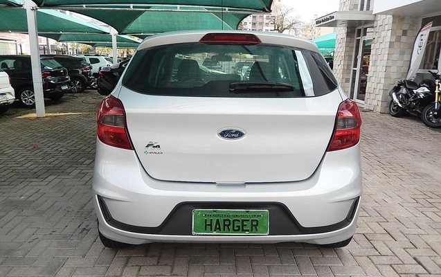 imagem-https://www.socarrao.com.br/sc-vehicle-images-prod/46060/1785776651415-cc60b6942ffe4e2ebe83fd41ef136077_1755866316119.jpg