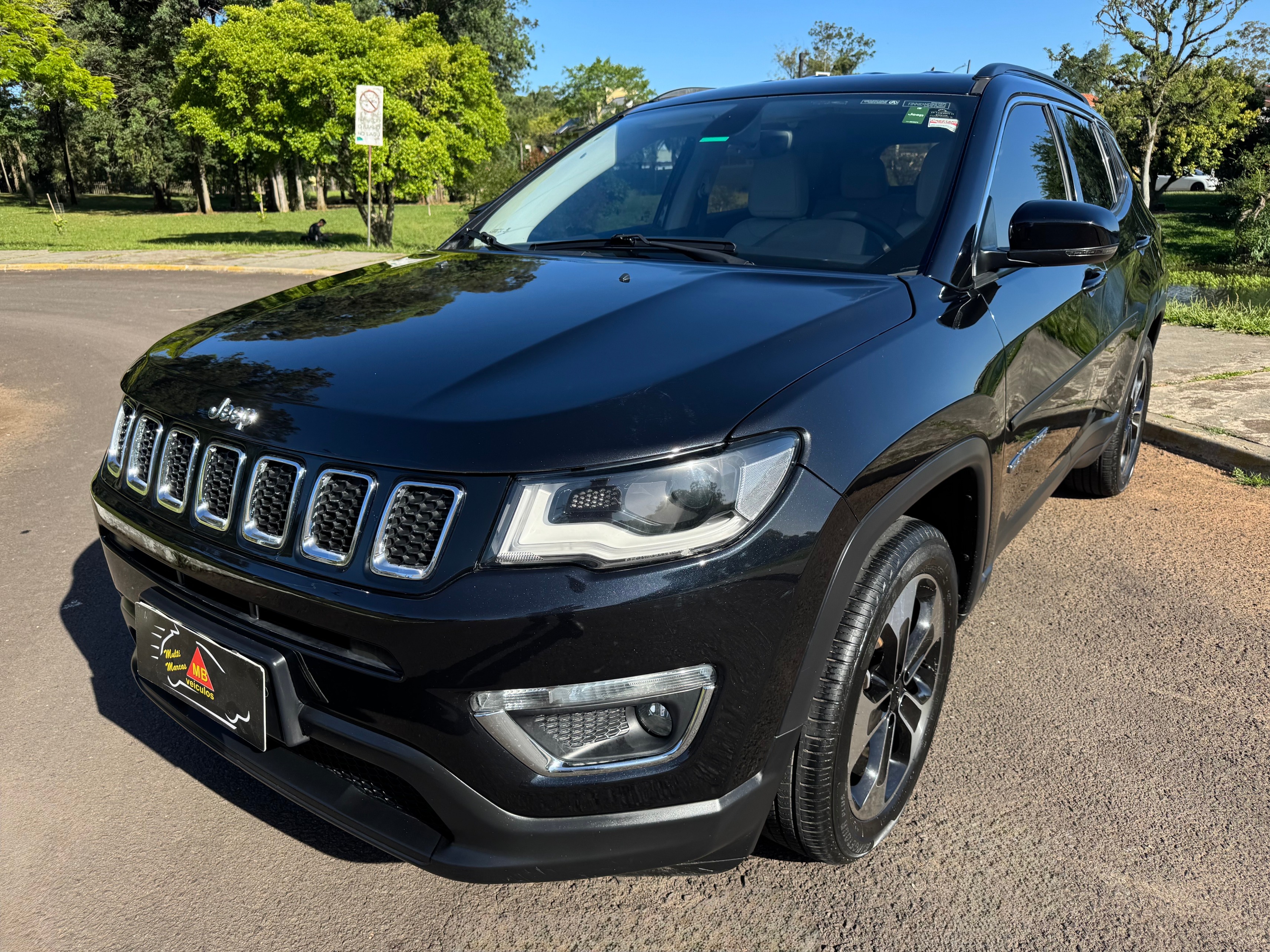 Jeep Compass 2018 Preto — foto 1 de 3
