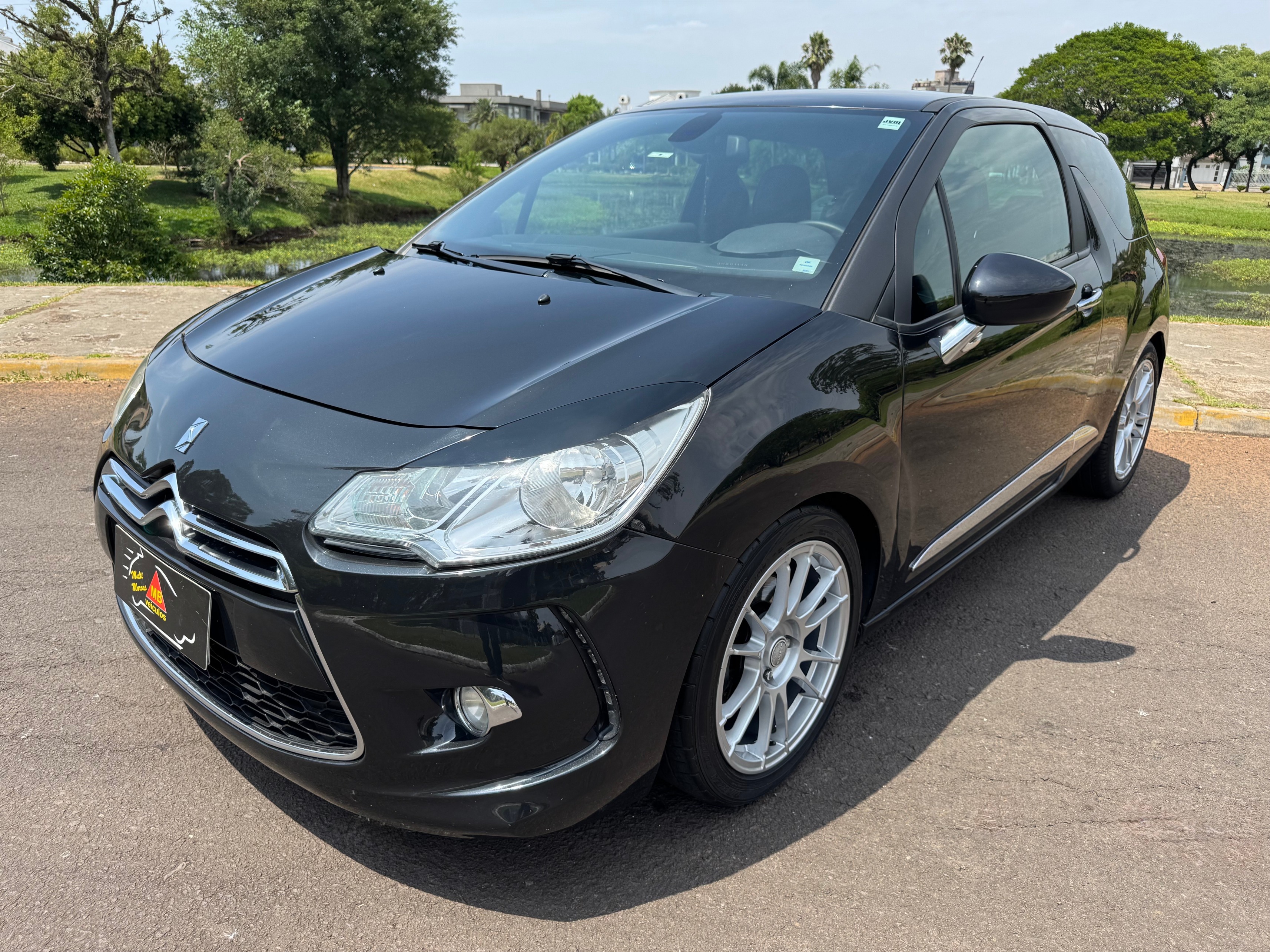 Citroën DS3 1.6 Turbo 16V 3p Mec. na cor Preto no Canoas / RS - 46102