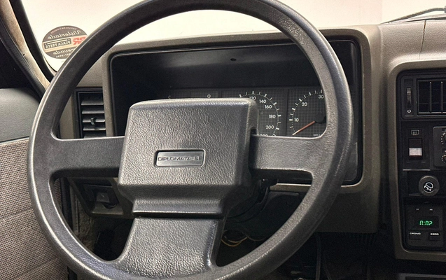 imagem-https://www.socarrao.com.br/sc-vehicle-images-prod/46117/1784230764797-1c301a27abb648eab7da8774c19313b1_1784230713381.jpg