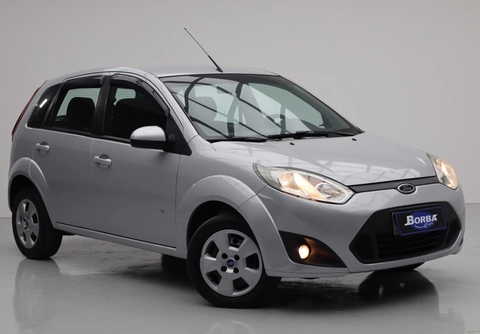 Ford Fiesta SE 1.6 8V Flex 5p 2014 Prata — foto 1 de 3