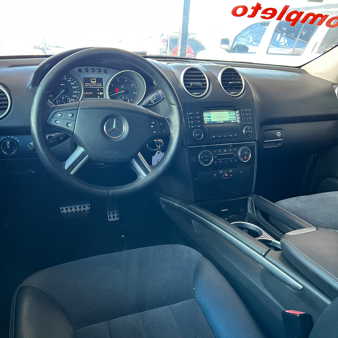 imagem-https://www.socarrao.com.br/sc-vehicle-images-prod/46617/1769988925294-3868076OR_1690300515_12_360.jpg