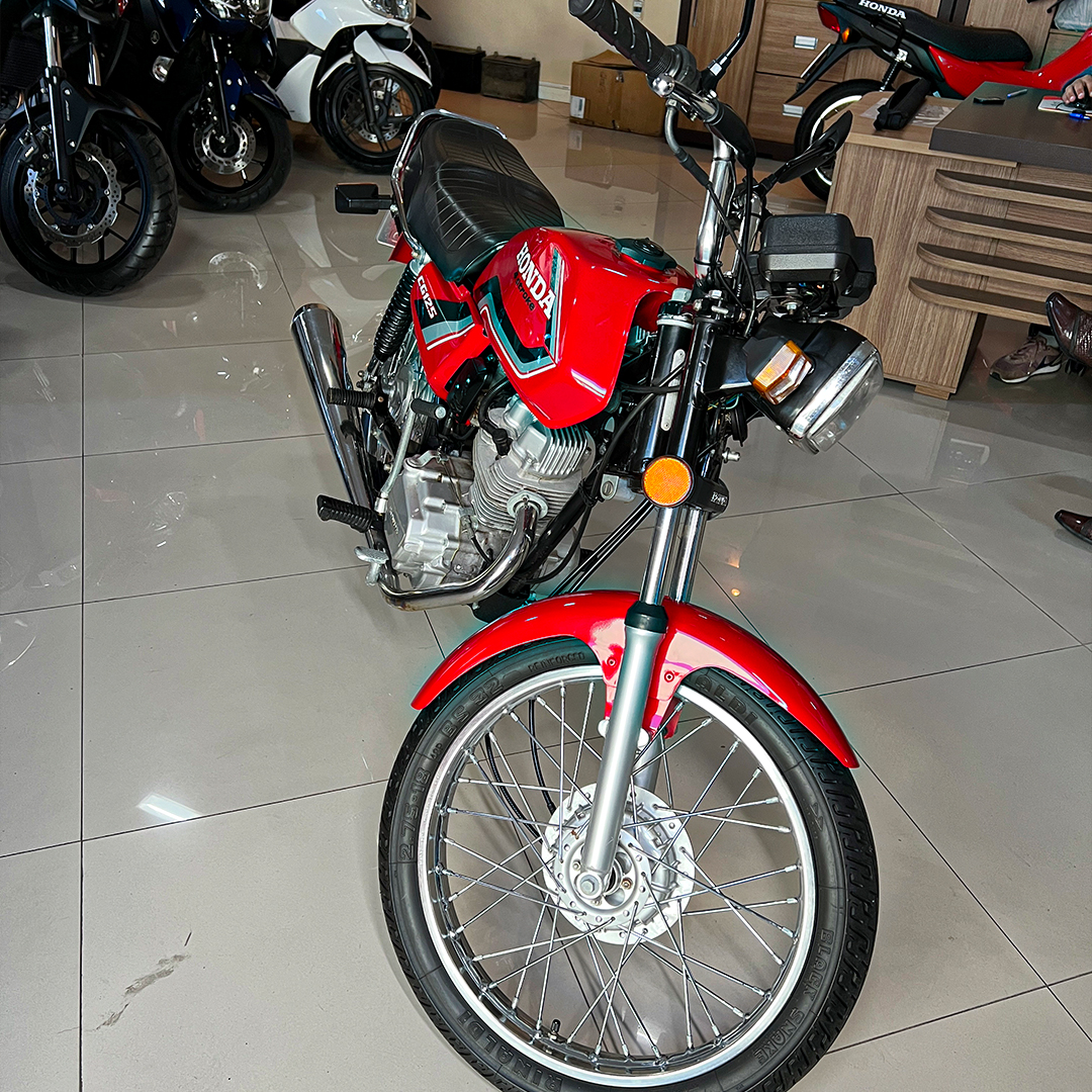 Honda CG 125 FAN / FAN KS / 125 i FAN  na cor Vermelho no Canoas / RS - 46620