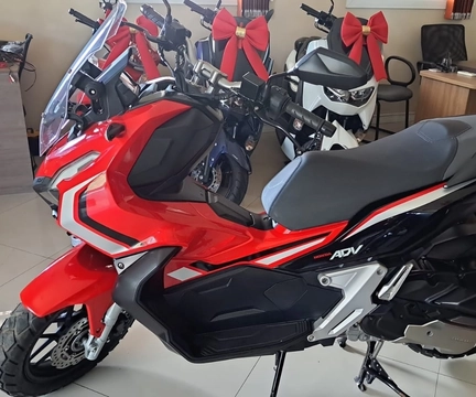 Honda ADV 150 2022 Vermelho — foto 1 de 3