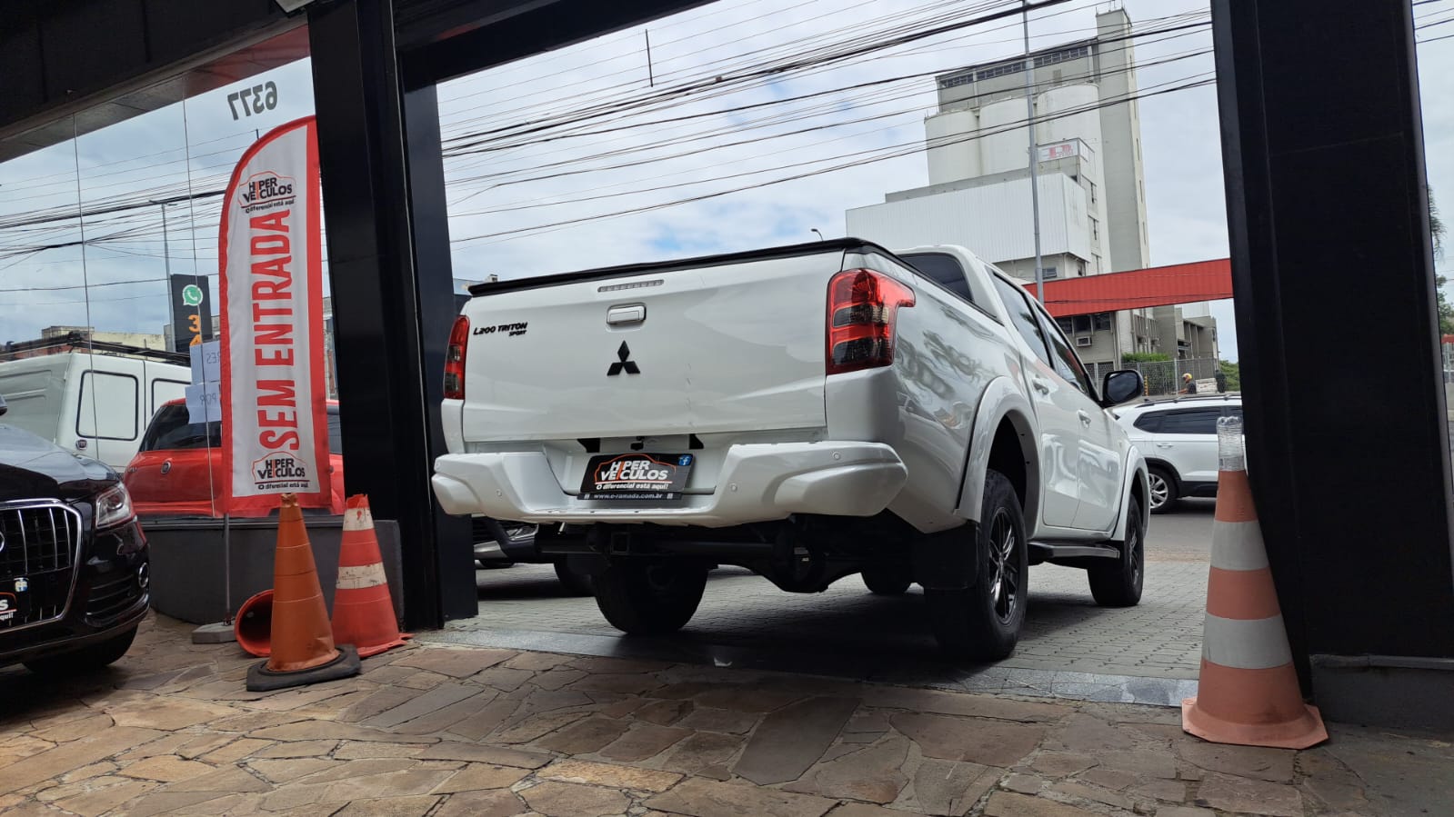 imagem-https://www.socarrao.com.br/sc-vehicle-images-prod/46636/1769988929327-6646168OR_1746726277_95_980.jpg