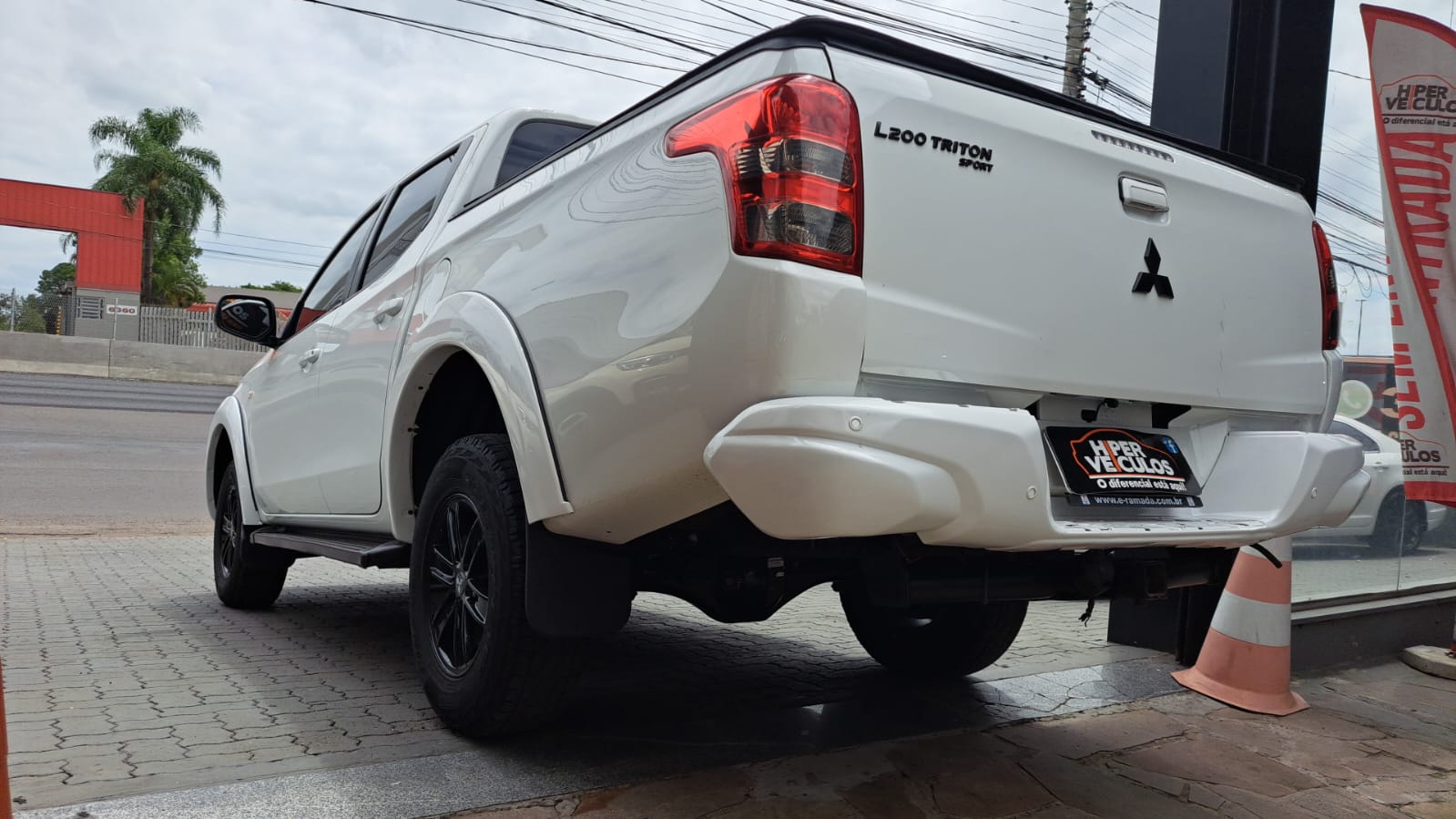 imagem-https://www.socarrao.com.br/sc-vehicle-images-prod/46636/1769988929327-6646168OR_1746726279_74_320.jpg