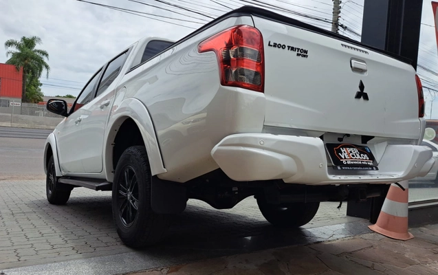 imagem-https://www.socarrao.com.br/sc-vehicle-images-prod/46636/1769988929327-6646168OR_1746726279_74_320.jpg