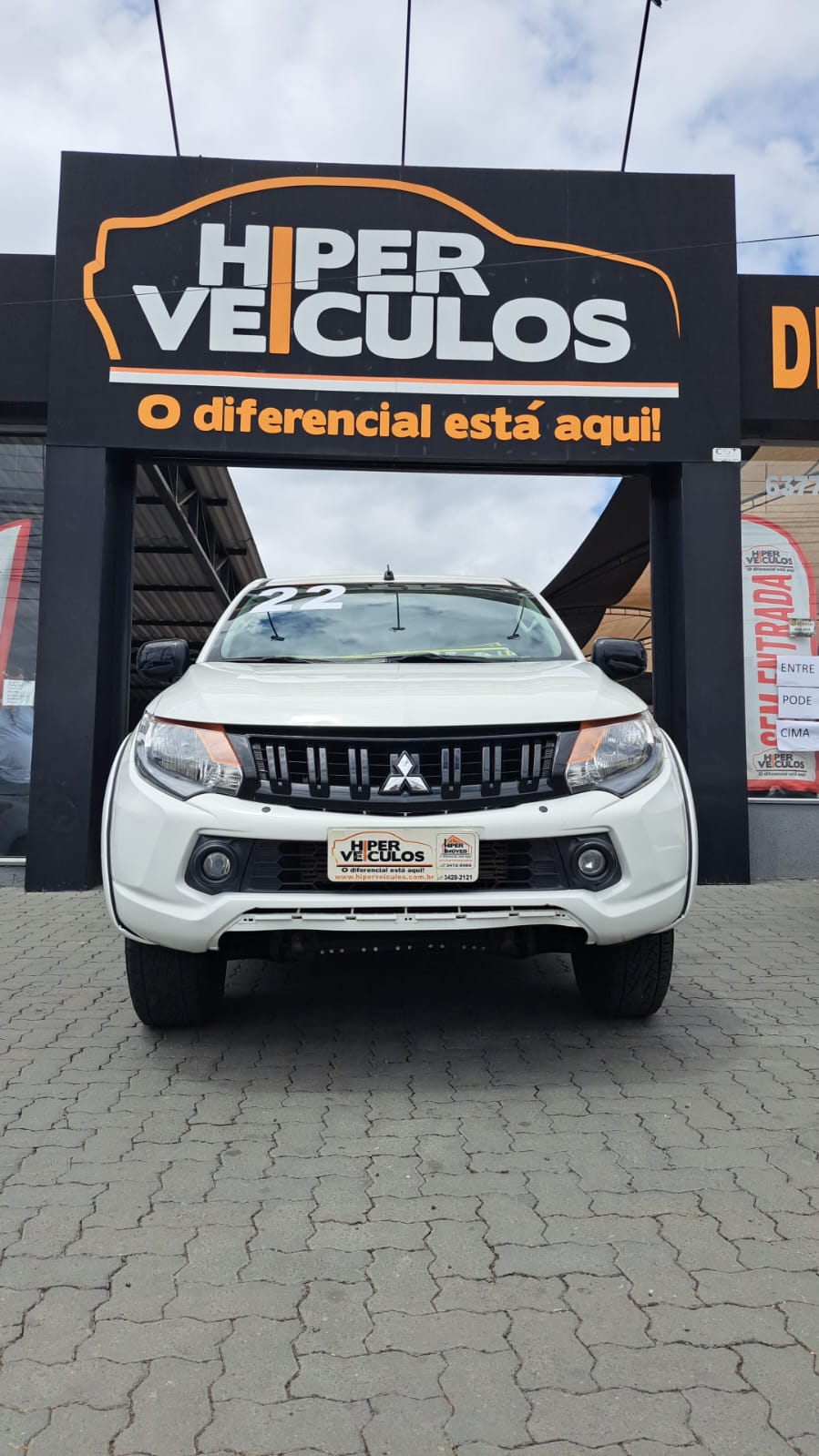 Mitsubishi L200 Triton Sport HPE 2.4 CD Diesel Aut. na cor Branco no Canoas / RS - 46636