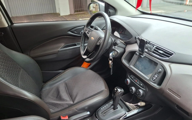 imagem-https://www.socarrao.com.br/sc-vehicle-images-prod/46657/1769988933132-7054166OR_1762953492_66_200.jpg