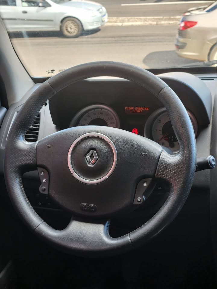 imagem-https://www.socarrao.com.br/sc-vehicle-images-prod/46666/1769988934808-7158503OR_1765805836_95_710.jpg