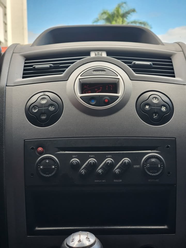 imagem-https://www.socarrao.com.br/sc-vehicle-images-prod/46666/1769988934808-7158503OR_1765805845_69_740.jpg
