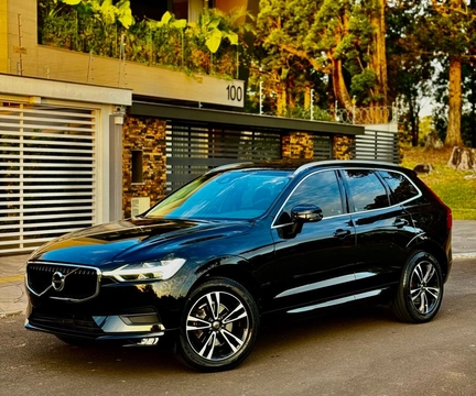 Volvo XC60 2018 Preto — foto 1 de 3