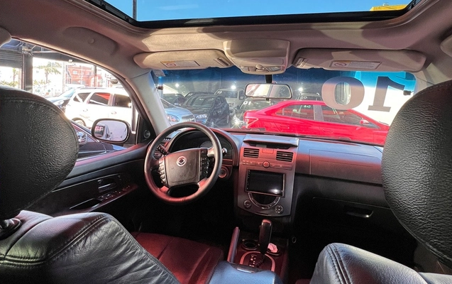 imagem-https://www.socarrao.com.br/sc-vehicle-images-prod/46685/1777656221221-YmE5NWY0MDUtYjUwMi00ZWQzLTlkOGItZTZhMGE1YzQzNWE2LmpwZw.jpg