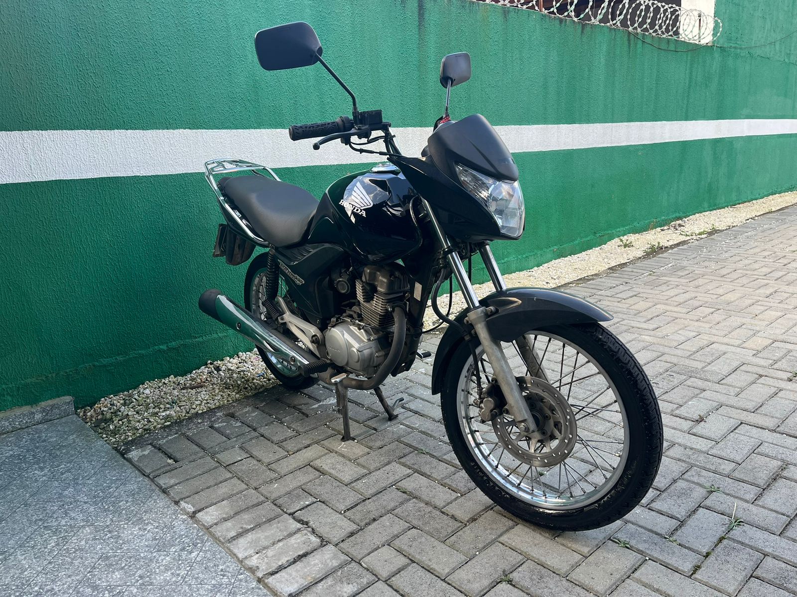 imagem-https://www.socarrao.com.br/sc-vehicle-images-prod/46692/1769988927536-6776657OR_1752326044_90_40.jpg