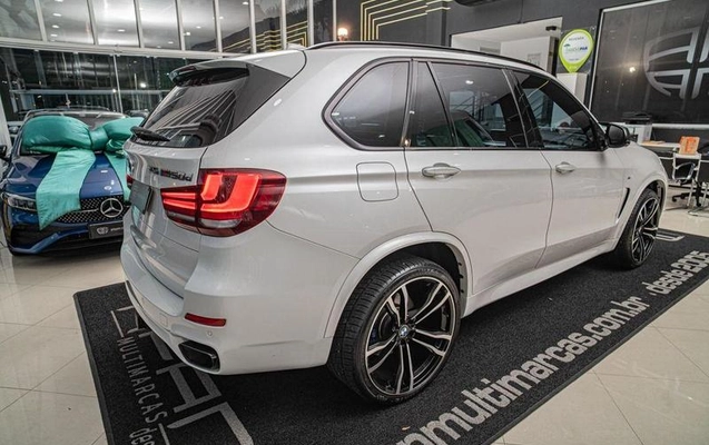 imagem-https://www.socarrao.com.br/sc-vehicle-images-prod/46804/1787339599772-7362505_2_B_69333d2053.jpeg
