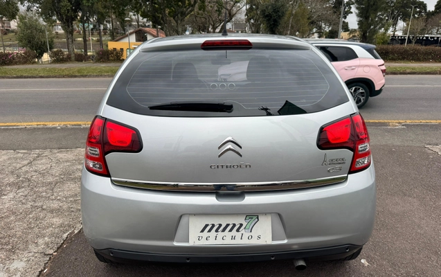 imagem-https://www.socarrao.com.br/sc-vehicle-images-prod/46907/1769988934660-6827982OR_1754418966_85_250.jpg