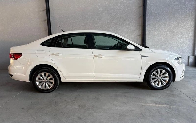 imagem-https://www.socarrao.com.br/sc-vehicle-images-prod/46996/1787938377789-6985187_0_B_5abd68d291.jpeg