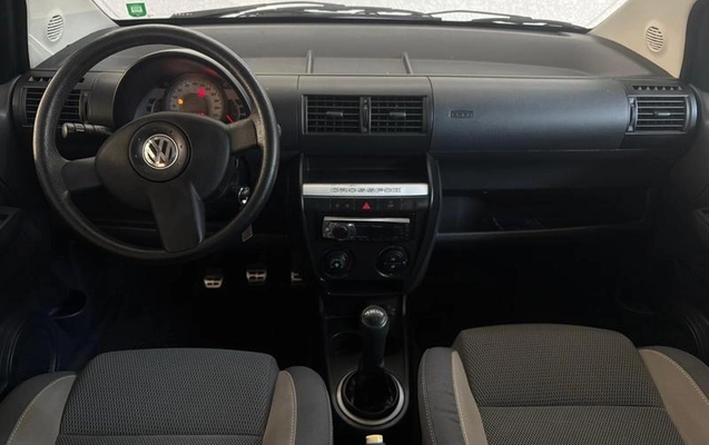imagem-https://www.socarrao.com.br/sc-vehicle-images-prod/47005/1787862409757-7552333_1_B_0c2c6d2e45.jpeg