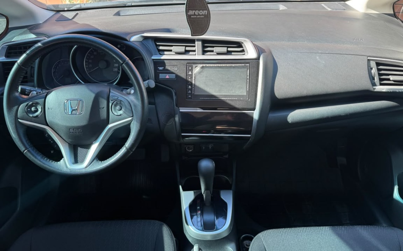 imagem-https://www.socarrao.com.br/sc-vehicle-images-prod/47197/1789731773295-V2hhdHNBcHAgSW1hZ2UgMjAyNi0wOS0xNiBhdCAxMS4xNy41OSAoMykuanBlZw.jpeg