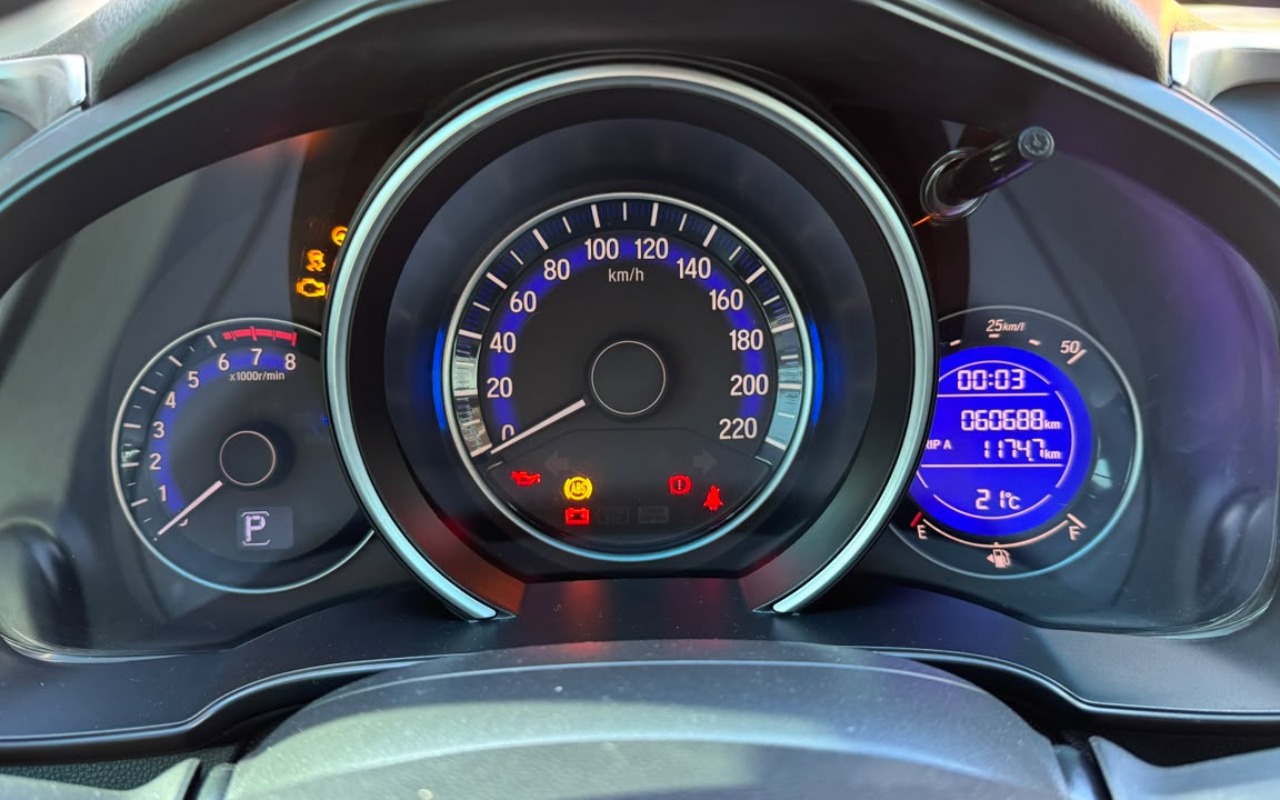 imagem-https://www.socarrao.com.br/sc-vehicle-images-prod/47197/1789731773586-V2hhdHNBcHAgSW1hZ2UgMjAyNi0wOS0xNiBhdCAxMS4xNy41OSAoMikuanBlZw.jpeg
