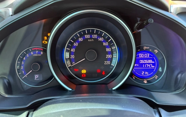 imagem-https://www.socarrao.com.br/sc-vehicle-images-prod/47197/1789731773586-V2hhdHNBcHAgSW1hZ2UgMjAyNi0wOS0xNiBhdCAxMS4xNy41OSAoMikuanBlZw.jpeg