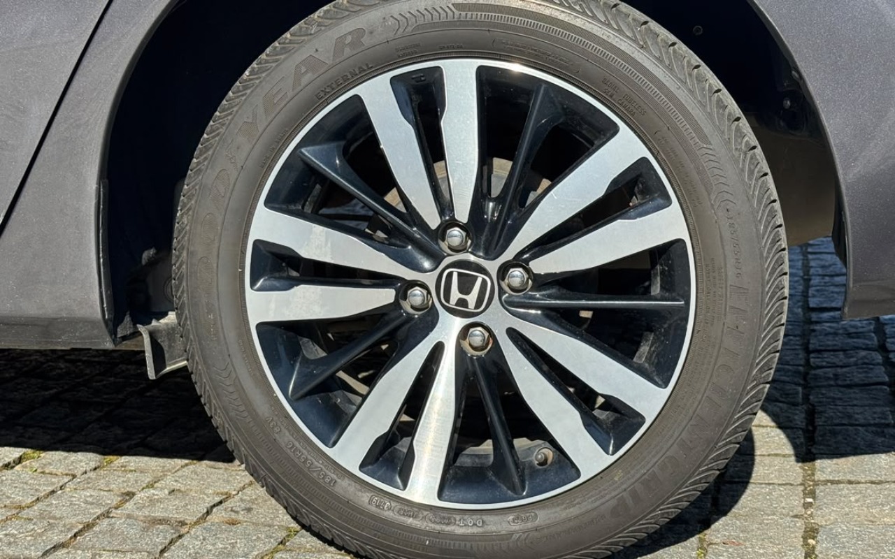 imagem-https://www.socarrao.com.br/sc-vehicle-images-prod/47197/1789731773875-V2hhdHNBcHAgSW1hZ2UgMjAyNi0wOS0xNiBhdCAxMS4xOC4wMCAoMSkuanBlZw.jpeg