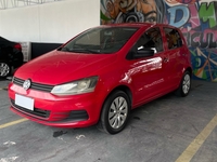 Volkswagen Fox Trendline 1.0 Flex 8V 5p na cor Vermelho em Joinville / SC - 47202
