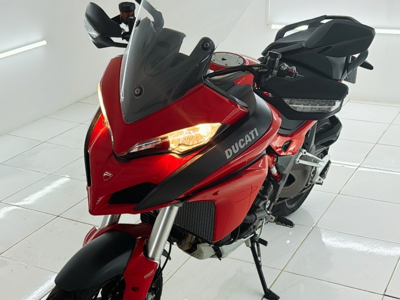 DUCATI MULTISTRADA 1200 1198cc  na cor Vermelho no Porto Alegre / RS - 47212