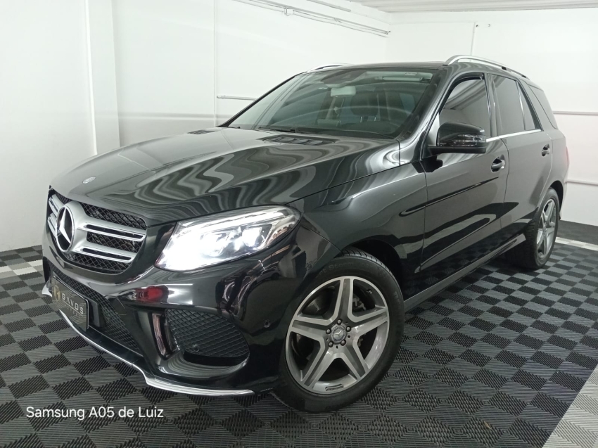 Mercedes-Benz GLE-350 Family 3.0 V6 258cv 4x4 Diesel na cor Preto no Porto Alegre / RS - 47221