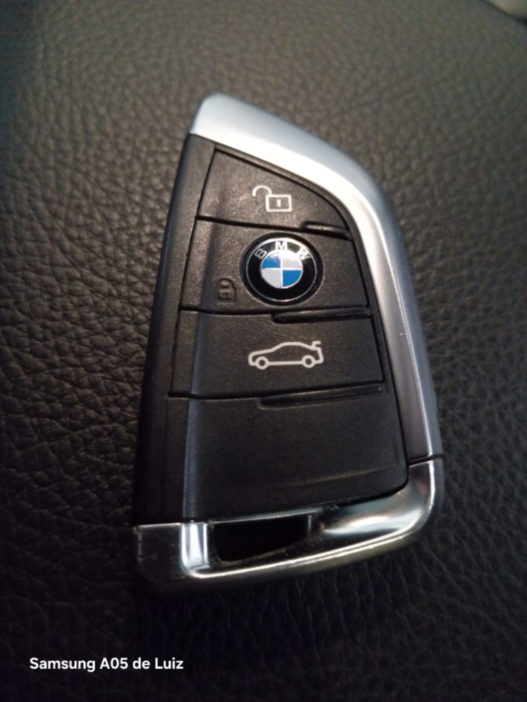 imagem-https://www.socarrao.com.br/sc-vehicle-images-prod/47222/1769988947332-6872361OR_1756413452_46_90.jpg