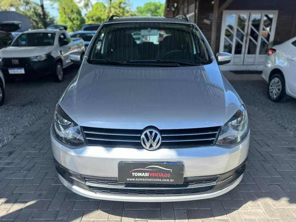 Volkswagen SpaceFox 1.6/ 1.6 Trend Total Flex 8V 5p na cor Cinza em Joinville / SC - 47286