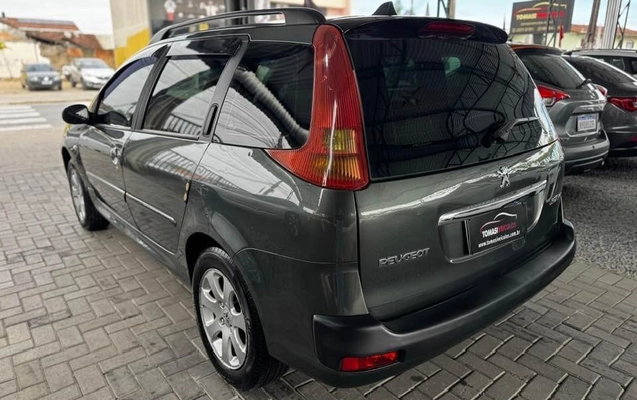 imagem-https://www.socarrao.com.br/sc-vehicle-images-prod/47306/1784124775963-4e62447f-2a5d-4e13-bc0d-e6ccb4f7ea38.jpg