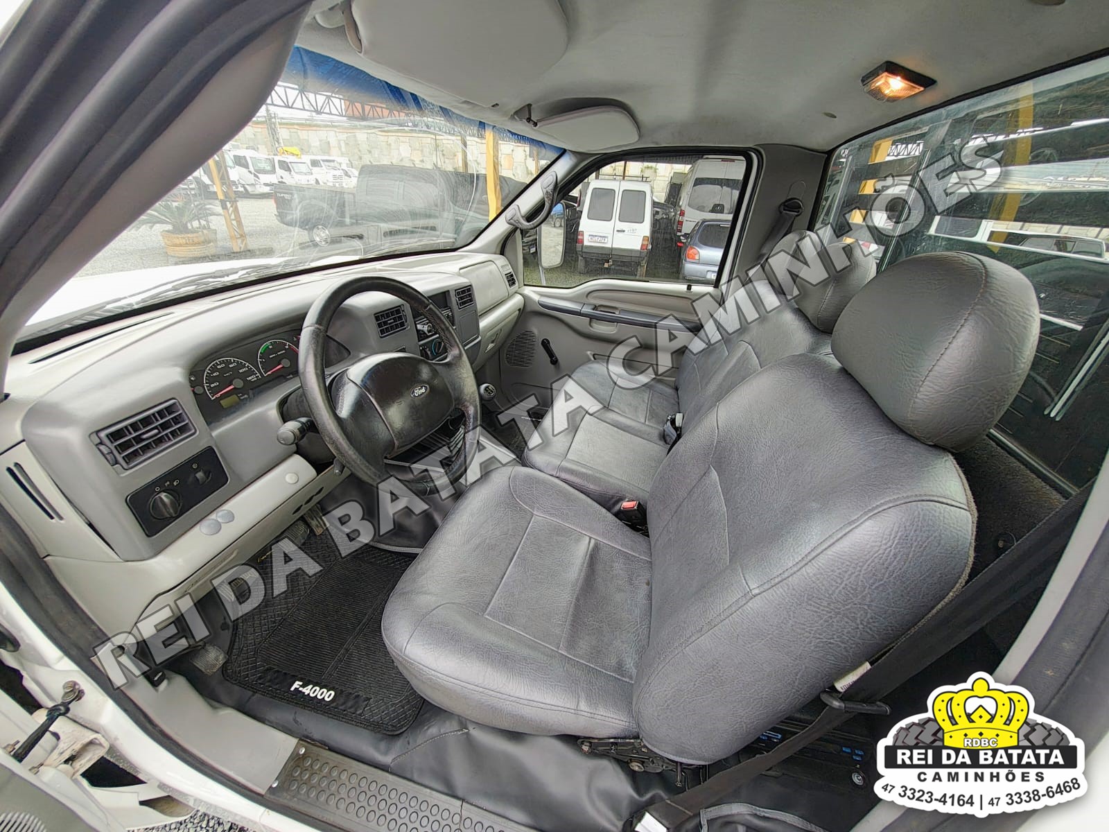 imagem-https://www.socarrao.com.br/sc-vehicle-images-prod/47337/1769988950715-6908390OR_1757424277_2_650.jpg