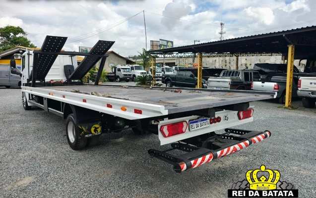 imagem-https://www.socarrao.com.br/sc-vehicle-images-prod/47349/1776252349017-NS5qcGc.jpg