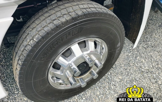 imagem-https://www.socarrao.com.br/sc-vehicle-images-prod/47349/1776252349962-MTcuanBn.jpg