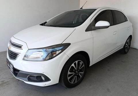 Chevrolet Onix 2015 Branco — foto 1 de 3