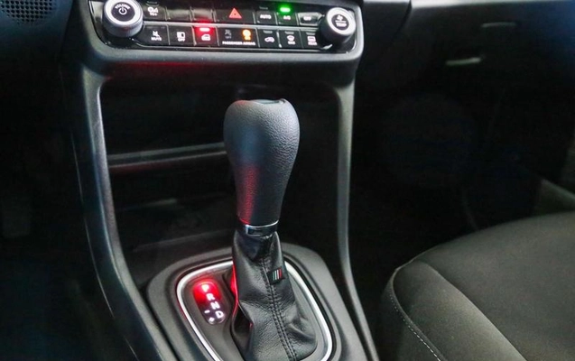 imagem-https://www.socarrao.com.br/sc-vehicle-images-prod/47787/1789223537380-7610018_5_B_a007a8fadb.jpeg