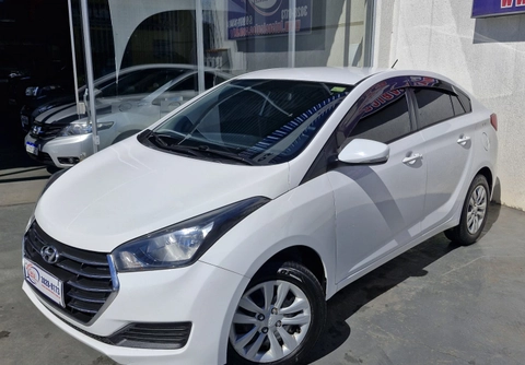 Hyundai HB20S 2017 Branco — foto 1 de 3