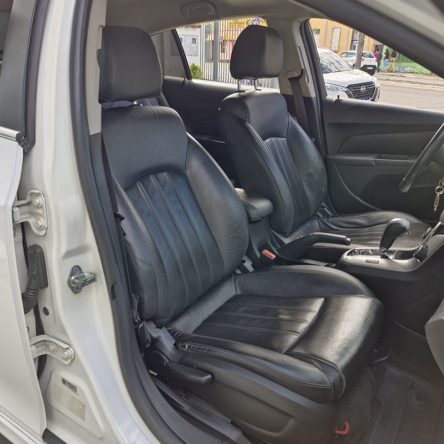 imagem-https://www.socarrao.com.br/sc-vehicle-images-prod/47845/1769988950594-6580995OR_1743797065_49_990.jpg