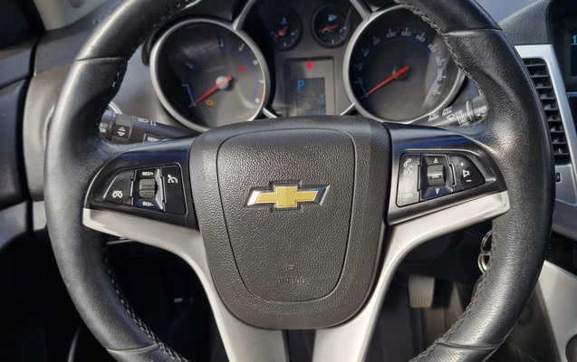 imagem-https://www.socarrao.com.br/sc-vehicle-images-prod/47845/1769988950594-6580995OR_1743797068_61_700.jpg