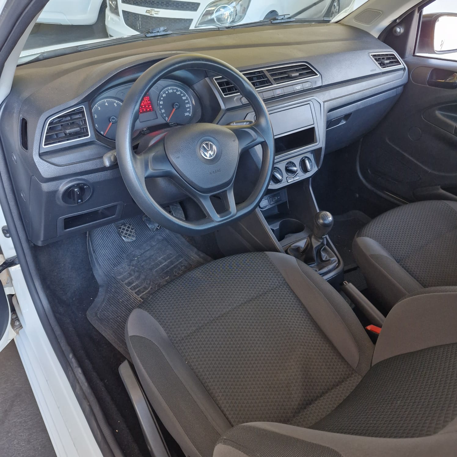 imagem-https://www.socarrao.com.br/sc-vehicle-images-prod/47852/1769988952203-7055988OR_1762989245_14_880.jpg