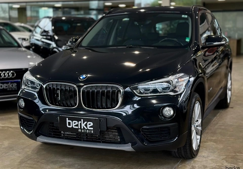 Bmw X1 2017 Preto — foto 1 de 3