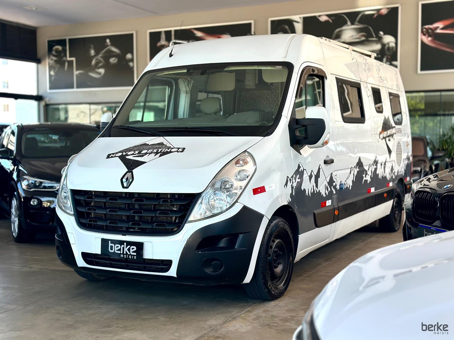 Renault Master 2014 Branco — foto 1 de 3