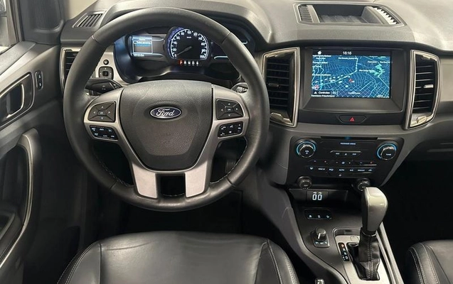 imagem-https://www.socarrao.com.br/sc-vehicle-images-prod/47935/1787599650411-7642107_7_B_6ae73bbe59.jpeg